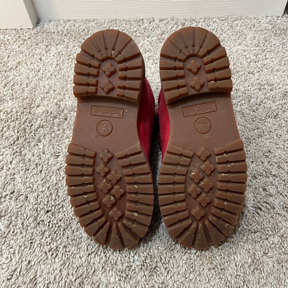 Red Timberland 
Size Youth 4
Barely Worn - Picture 2 of 4